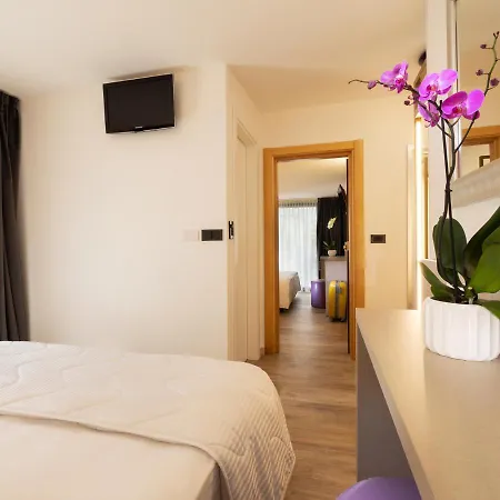 Hotel Castellucci 3*