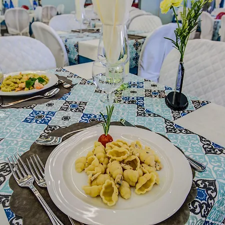 Castellucci 벨레지아아지마리나