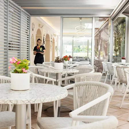 Castellucci 3* 벨레지아아지마리나