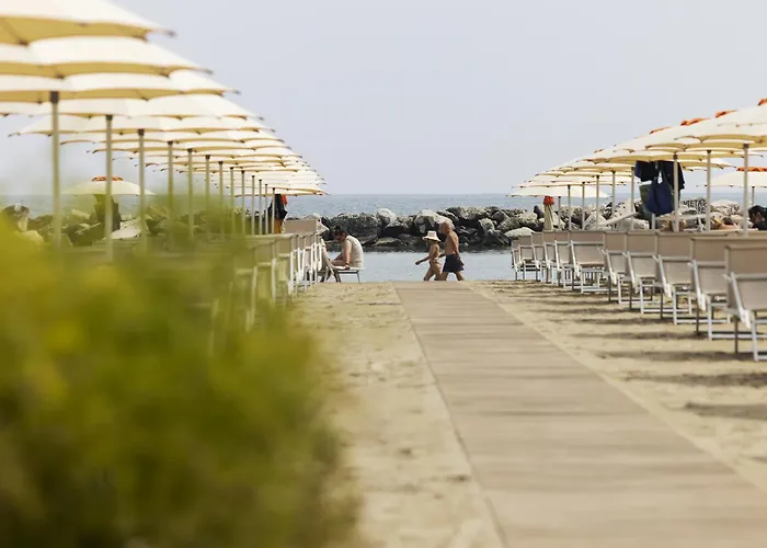 Castellucci 3* Bellaria – Igea Marina